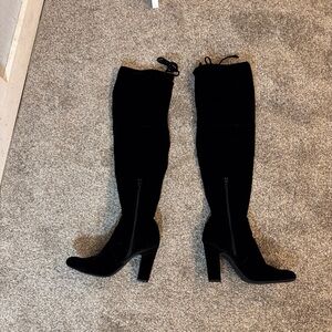 Unisa Black Over the Knee Boots 24” Tall Velvet 4” heels Midnight Blackw tieback